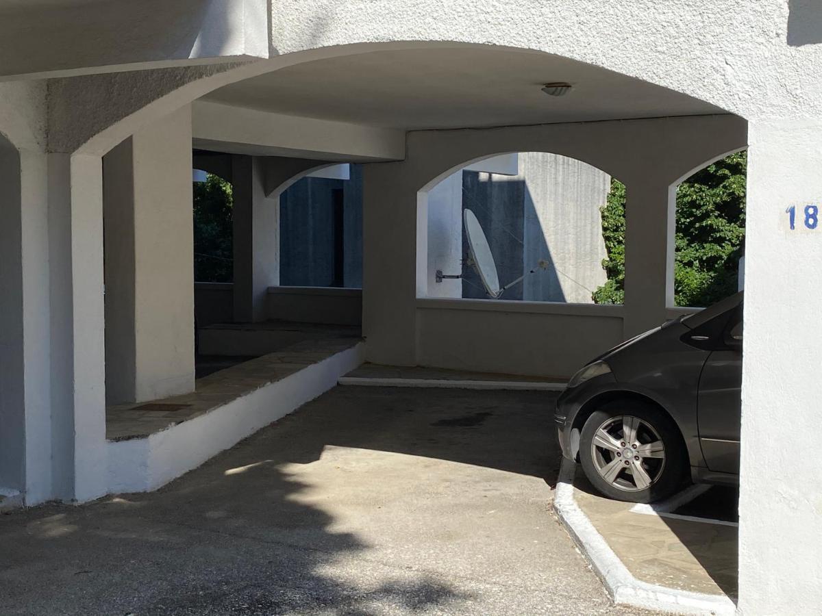 PalaiónTsiflíkion Irini Seaside Apartment מראה חיצוני תמונה